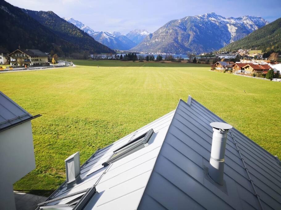 Urban Mountain Chalet With Lake View Maurach  Exterior photo