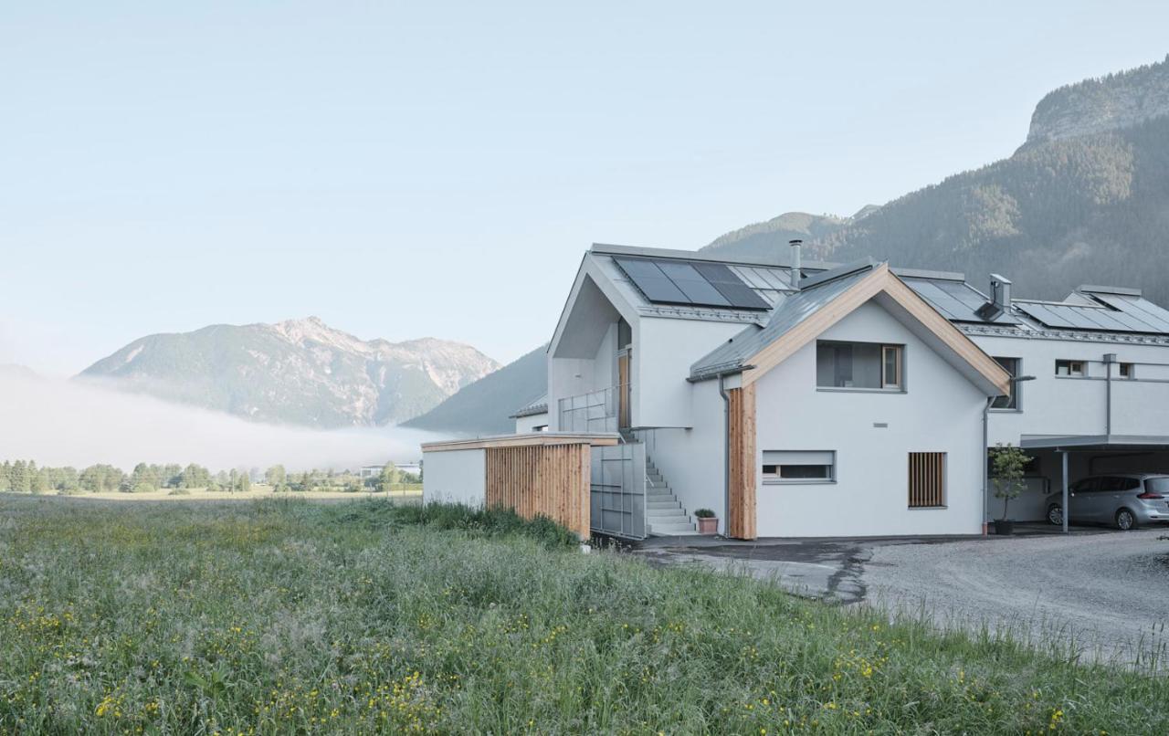 Urban Mountain Chalet With Lake View Maurach  Exterior photo