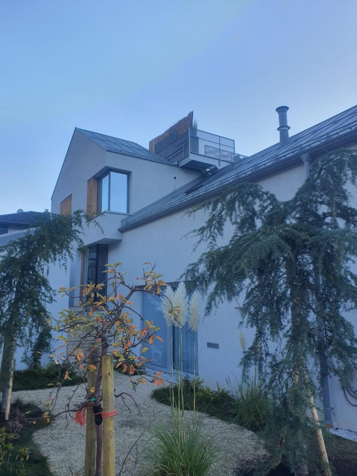 Urban Mountain Chalet With Lake View Maurach  Exterior photo